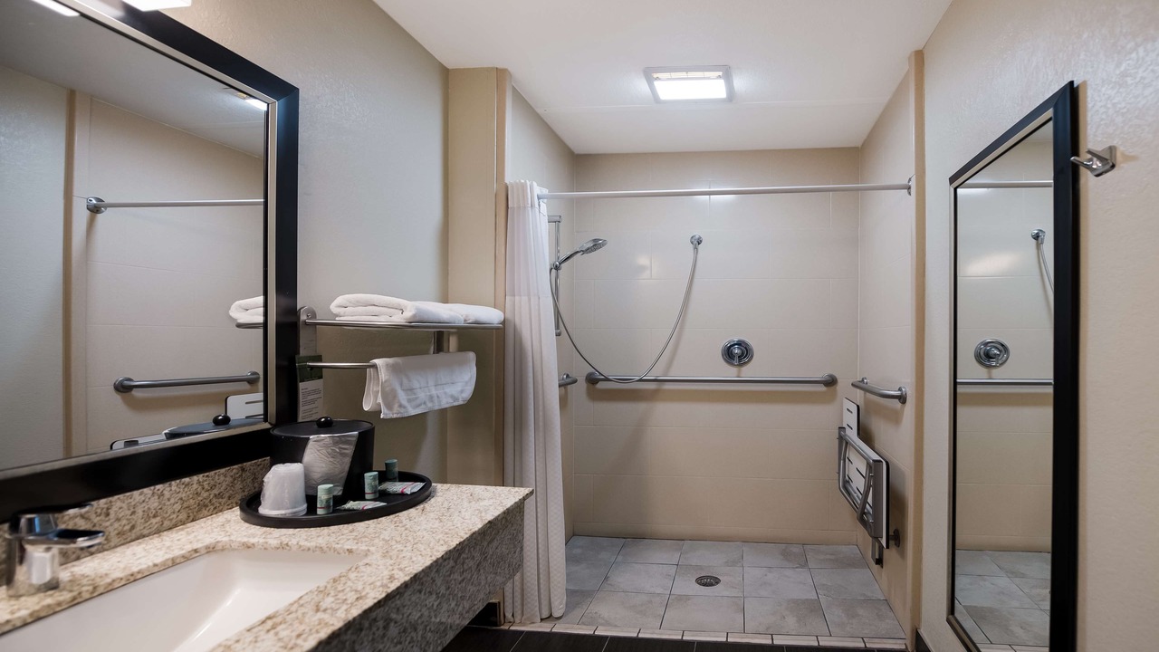 Photo of Bathroom in Minden