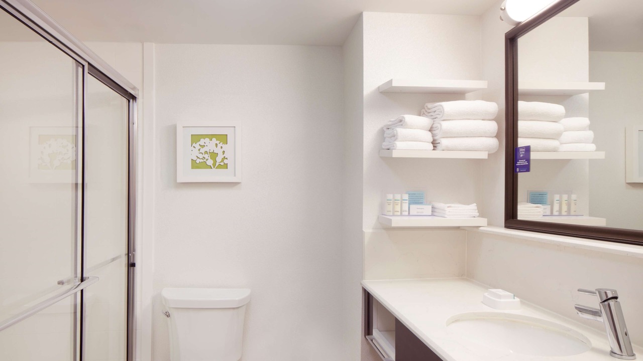 Photo of Bedroom in Lawrenceville