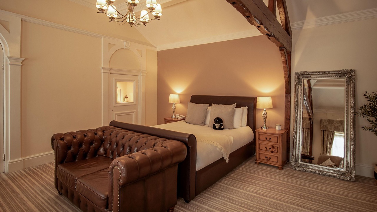 Photo of Others in Market Bosworth