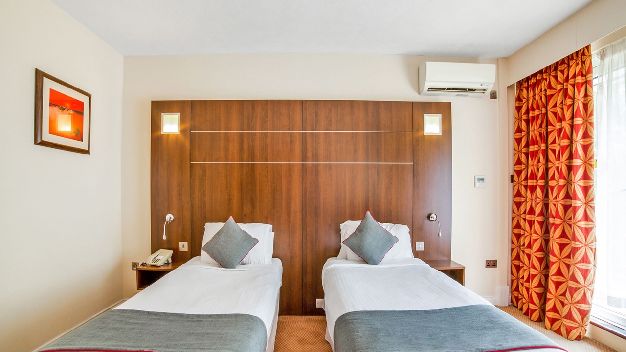 Photo of Bedroom in Reigate