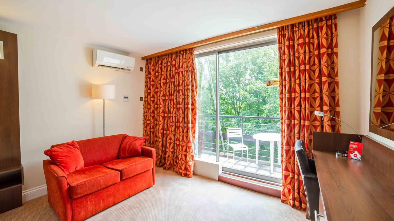 Photo of Bedroom in Reigate