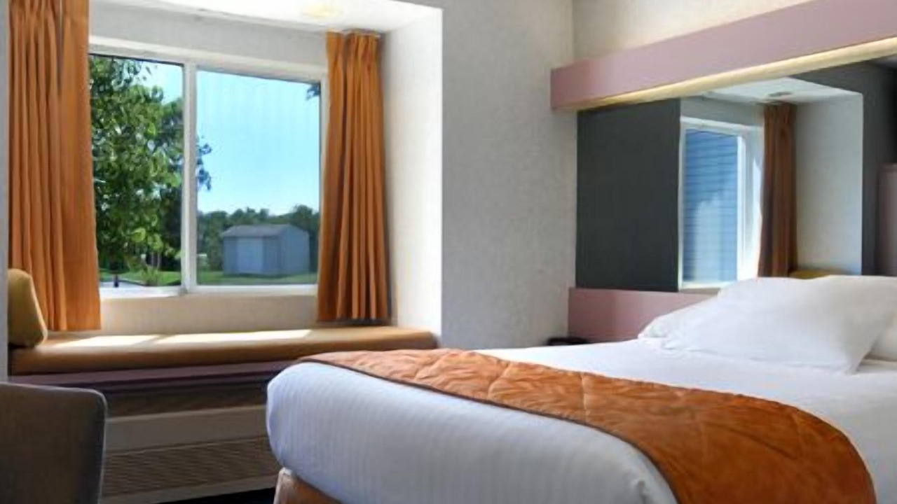 Photo of Bedroom in Tonawanda