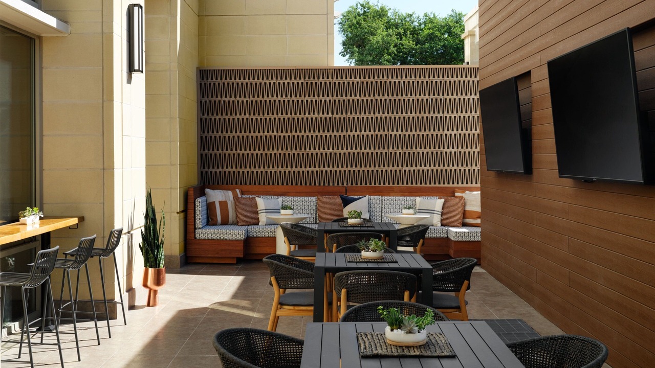 Photo of Patio Balcony in Franklin Park