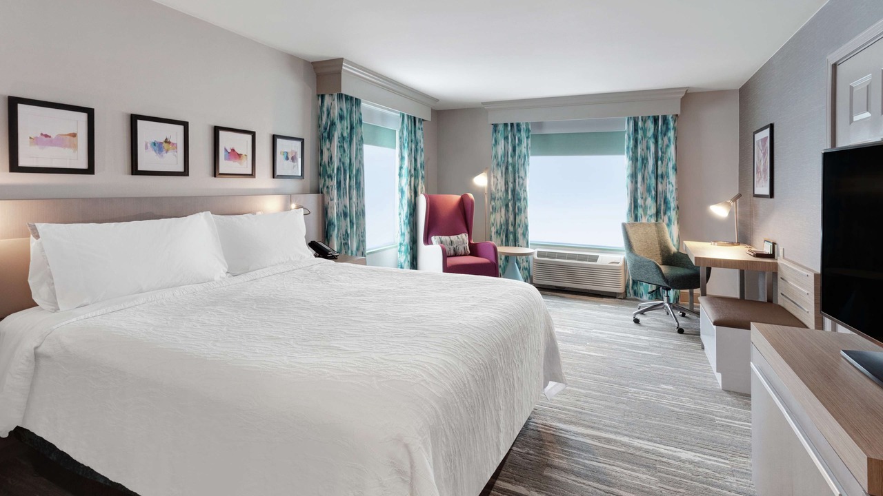 Photo of Bedroom in Evanston