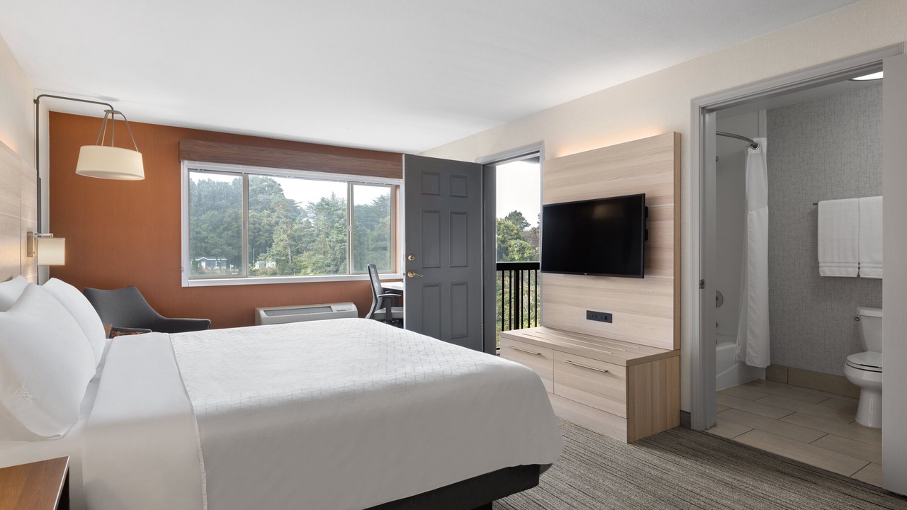 Photo of Bedroom in Fort Bragg