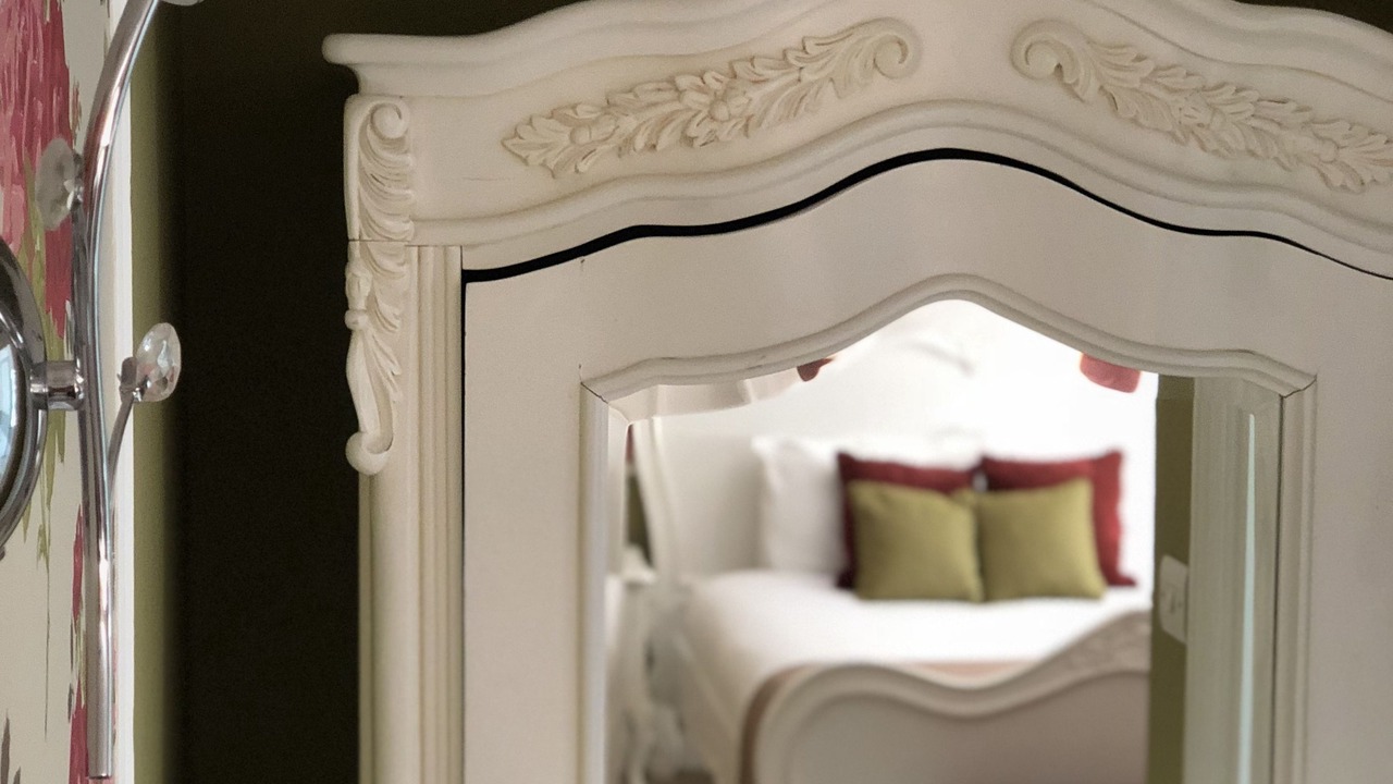 Photo of Bedroom in Rushmoor District