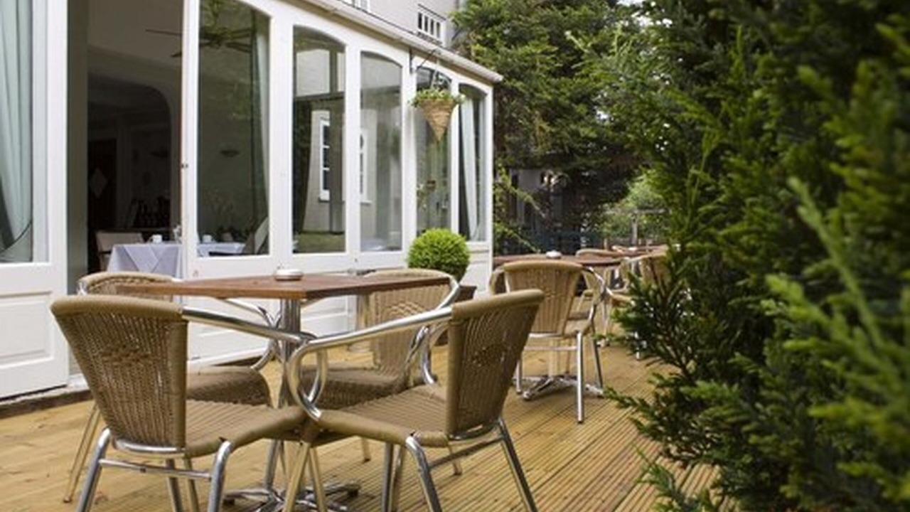 Photo of Patio Balcony in Rushmoor District