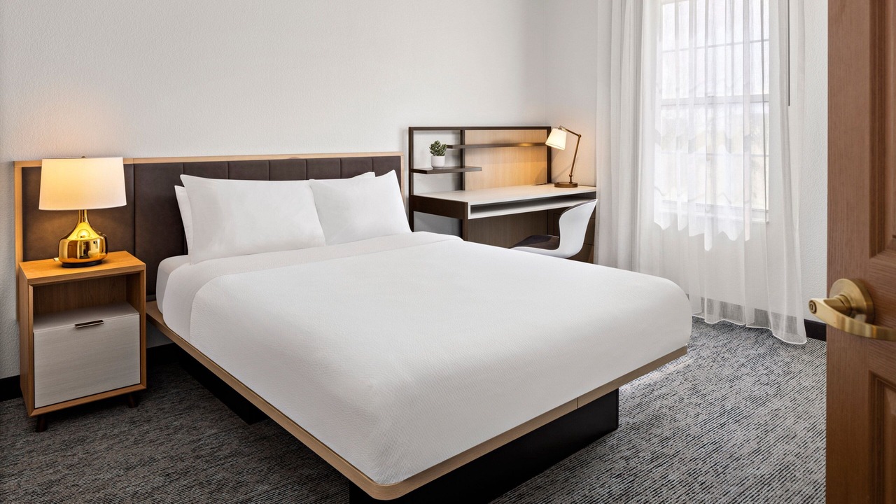 Photo of Bedroom in Lombard