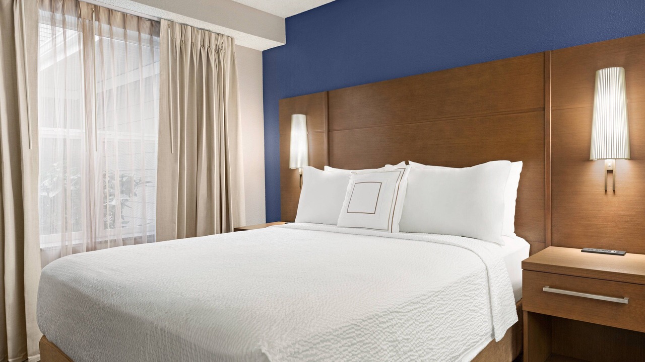 Photo of Bedroom in Southeast Salem