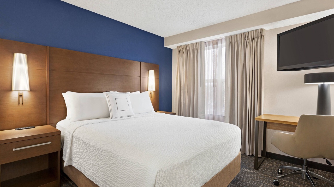 Photo of Bedroom in Southeast Salem