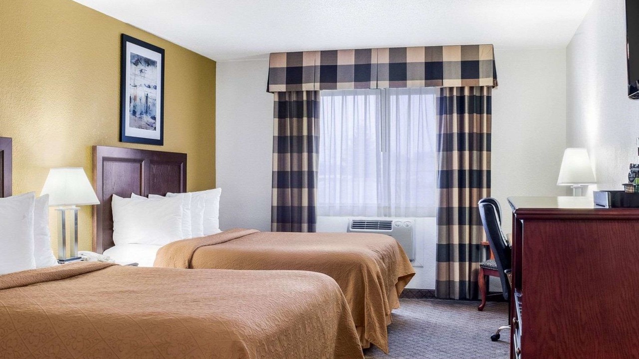 Photo of Bedroom in Oacoma
