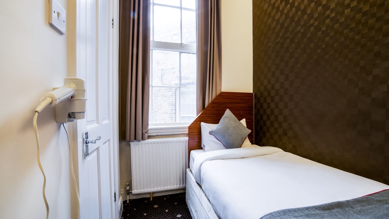 Photo of Bedroom in Pimlico