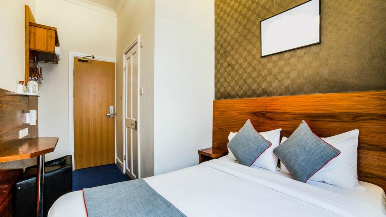 Photo of Others in Pimlico