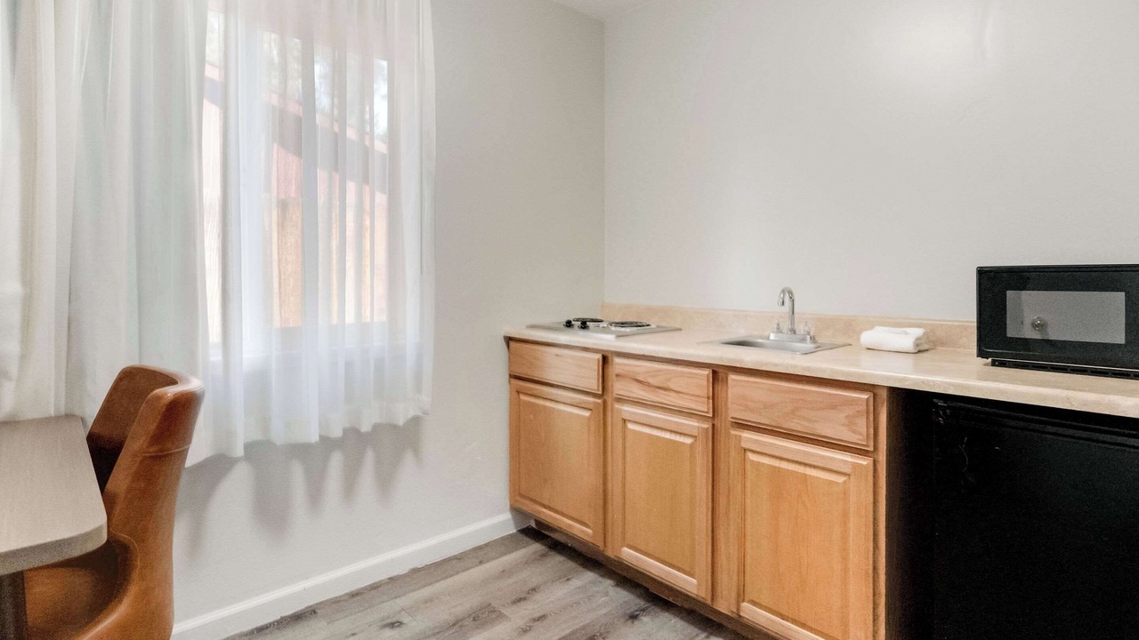Photo of Bedroom in Lakeside Park