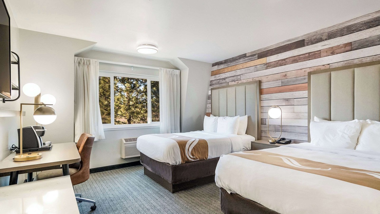 Photo of Bedroom in Lakeside Park