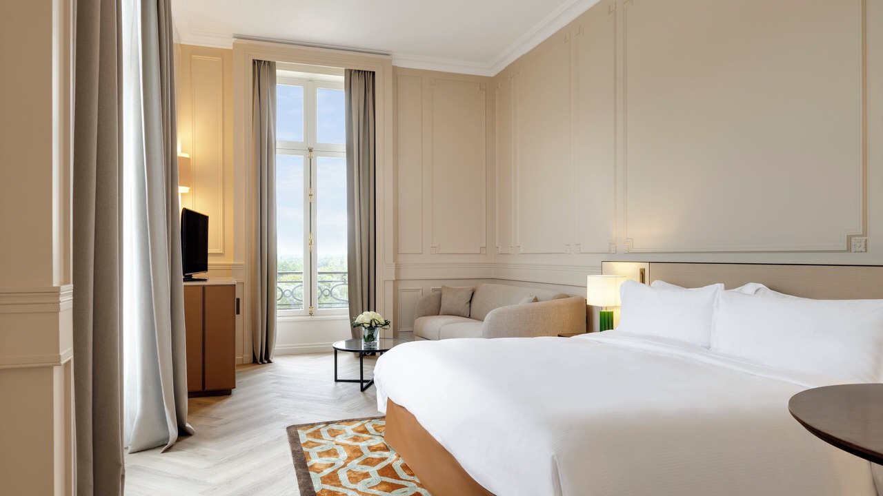 Photo of Bedroom in La Chapelle-en-Serval