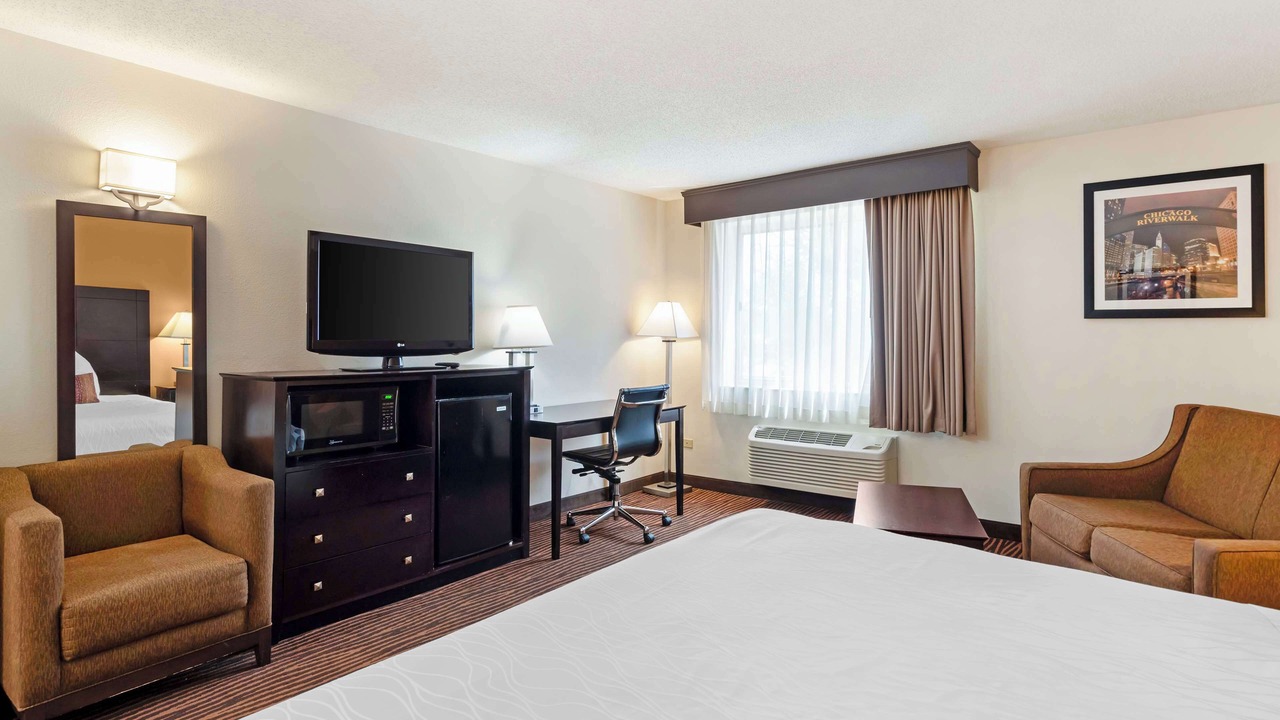 Photo of Bedroom in Des Plaines