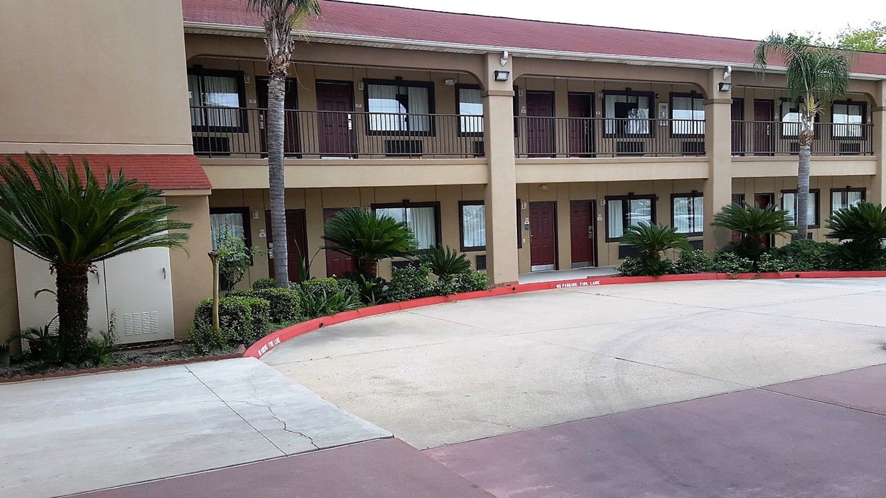 Photo of Outdoor in FM 1960
