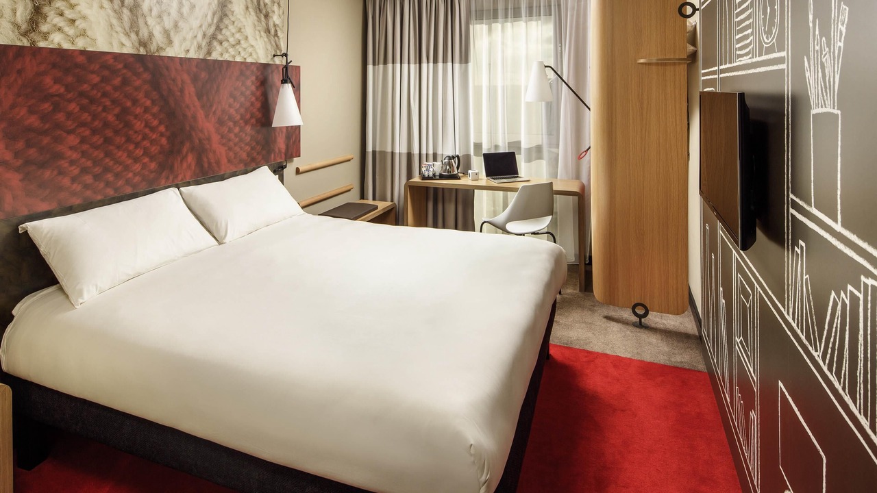 Photo of Bedroom in City Centre Glasgow