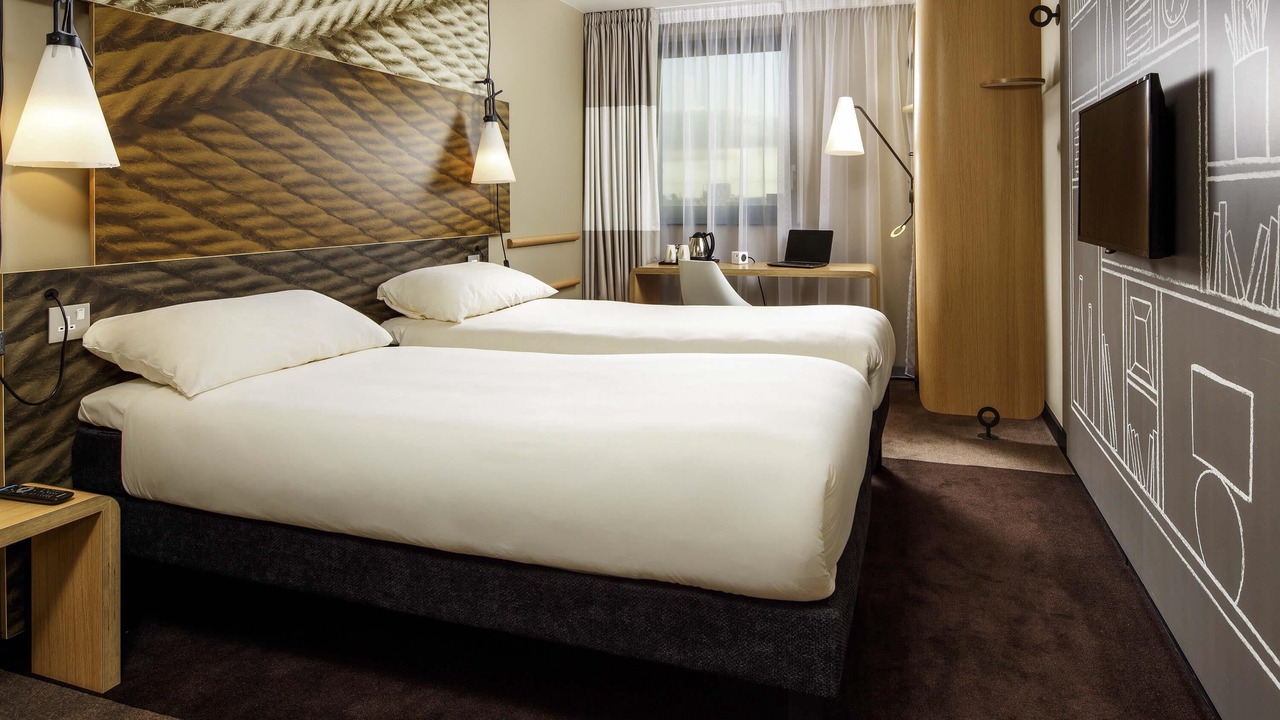 Photo of Others in City Centre Glasgow