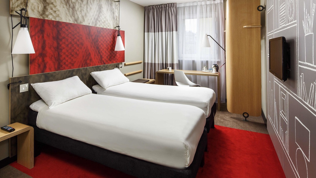 Photo of Others in City Centre Glasgow