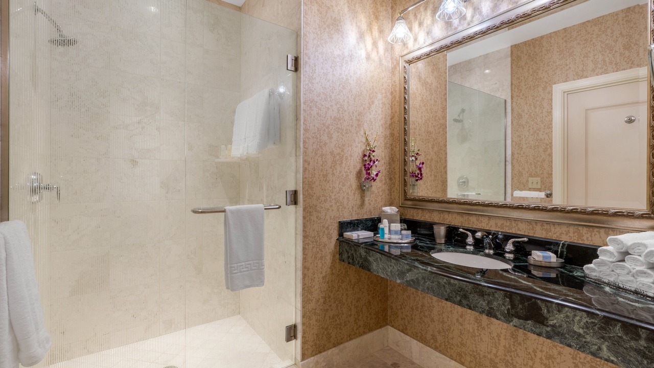 Photo of Others in Financial District