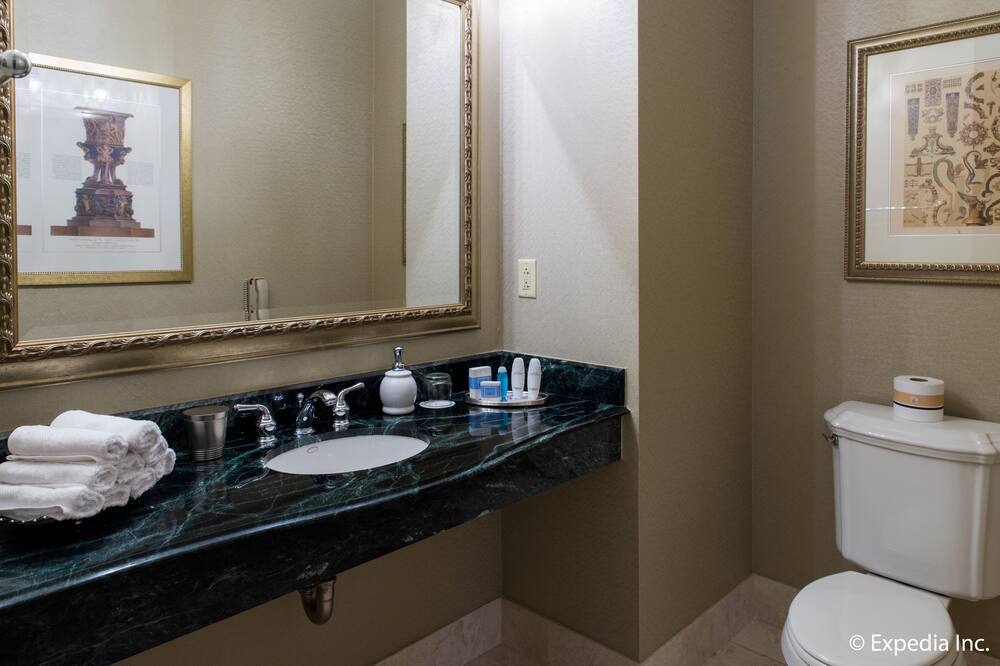 Photo of Bathroom in Financial District