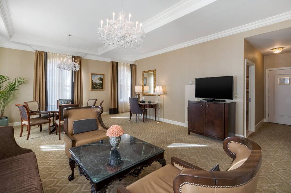 Photo of Others in Financial District