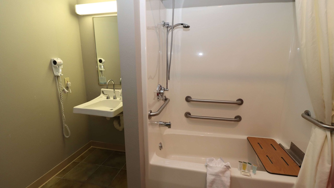 Photo of Bathroom in Perryville
