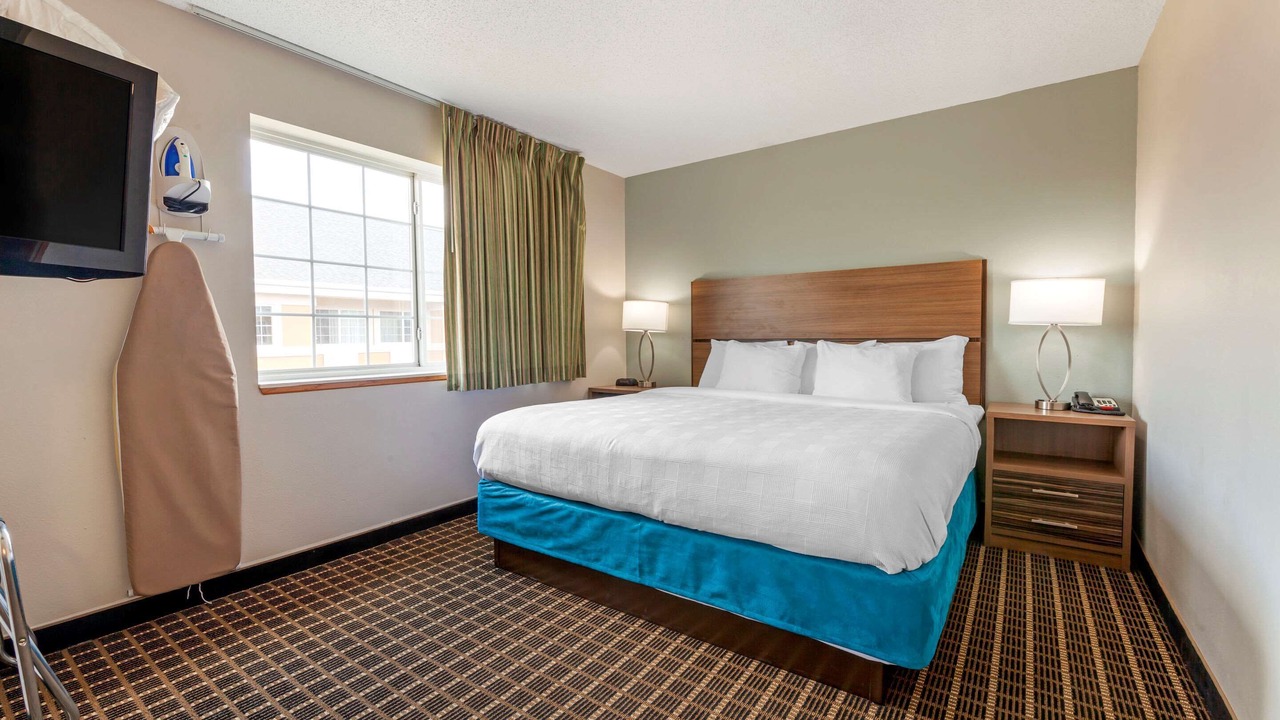 Photo of Bedroom in Dubuque