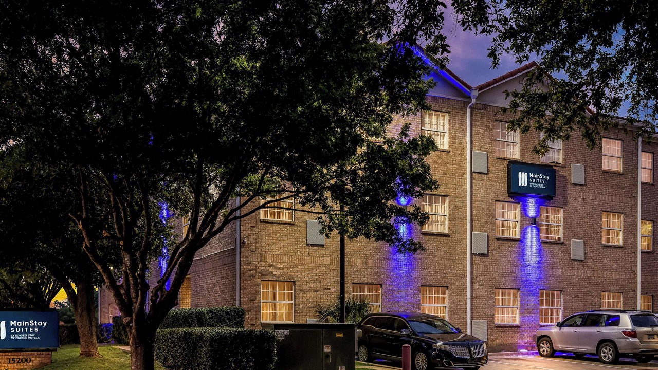 Photo of Outdoor in Addison