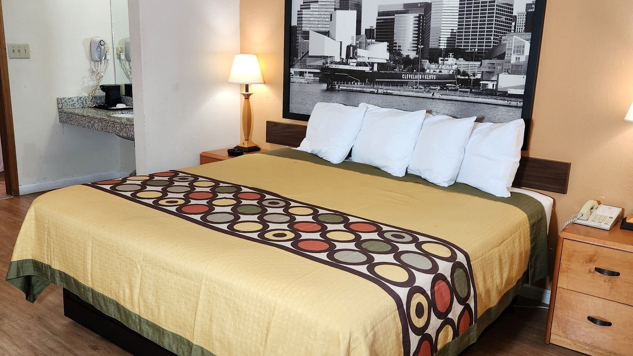 Photo of Bedroom in Westlake