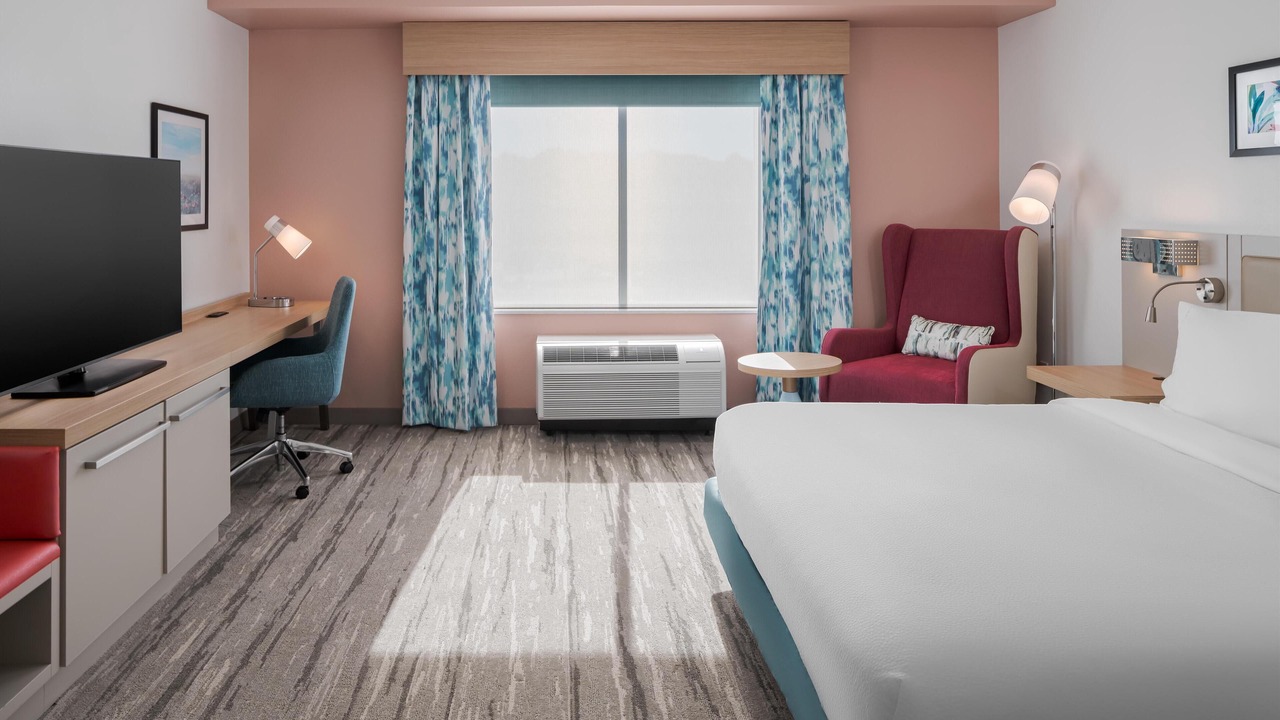 Photo of Bedroom in Rockaway