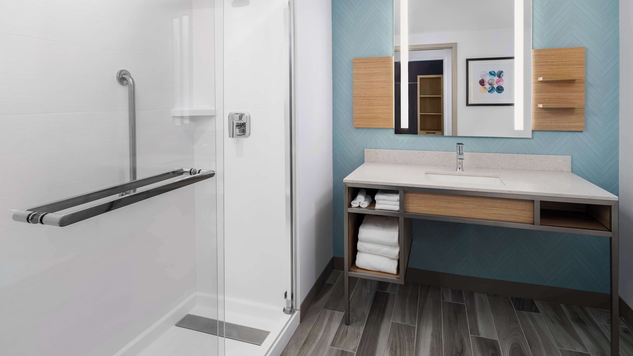 Photo of Bathroom in Rockaway