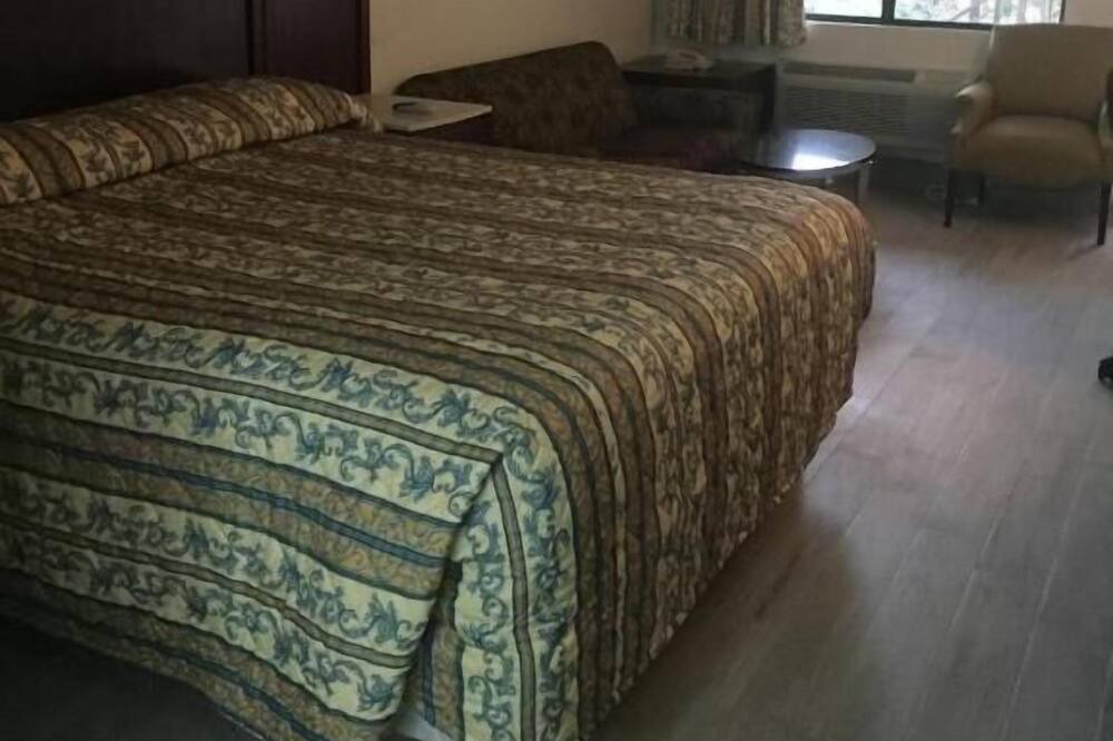 Photo of Bedroom in Norco