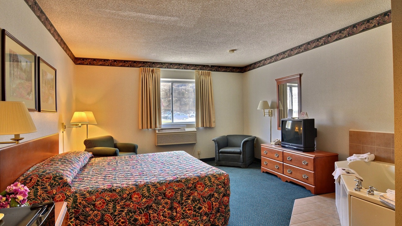 Photo of Livingroom in Bedford