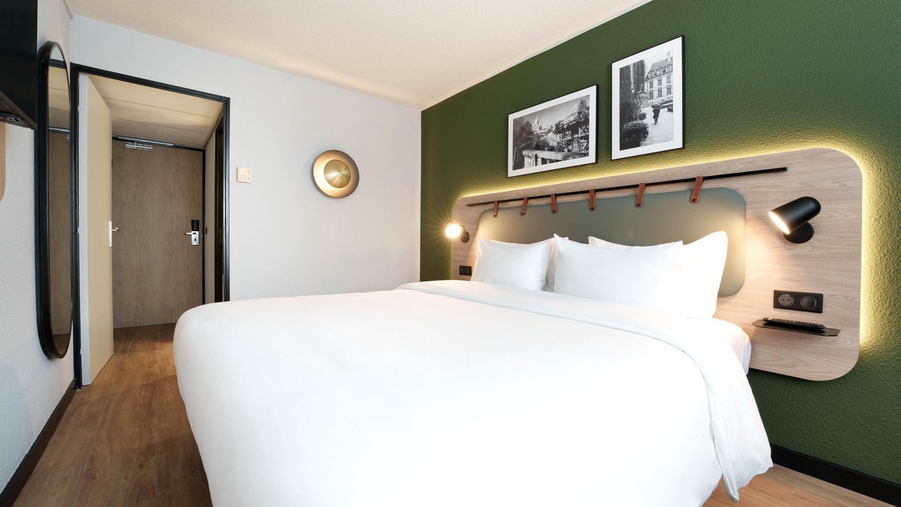 Photo of Bedroom in Le Blanc-Mesnil