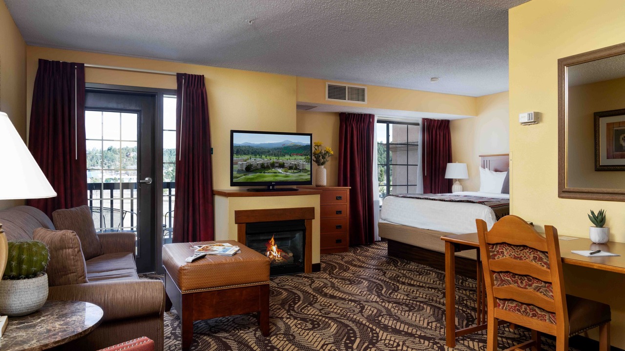 Photo of Bedroom in Ruidoso