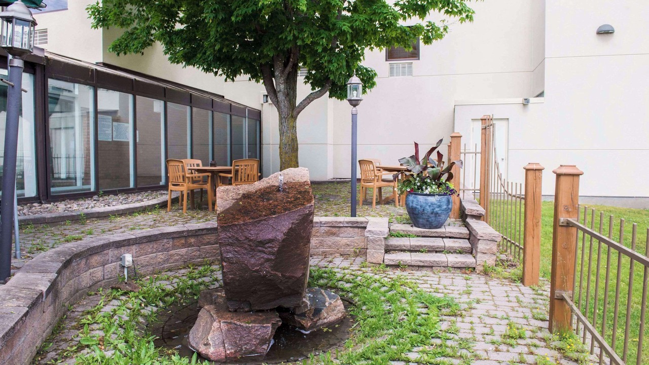 Photo of Outdoor in Pembroke