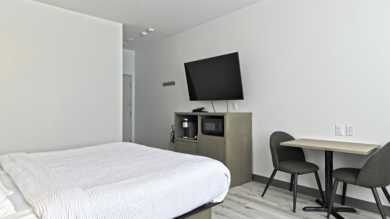 Photo of Bedroom in Desjardins