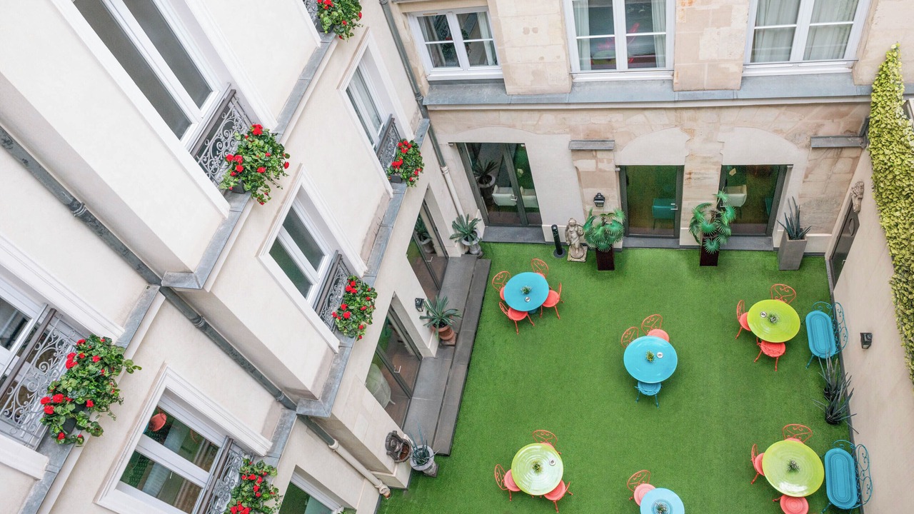 Photo of Outdoor in Vivienne