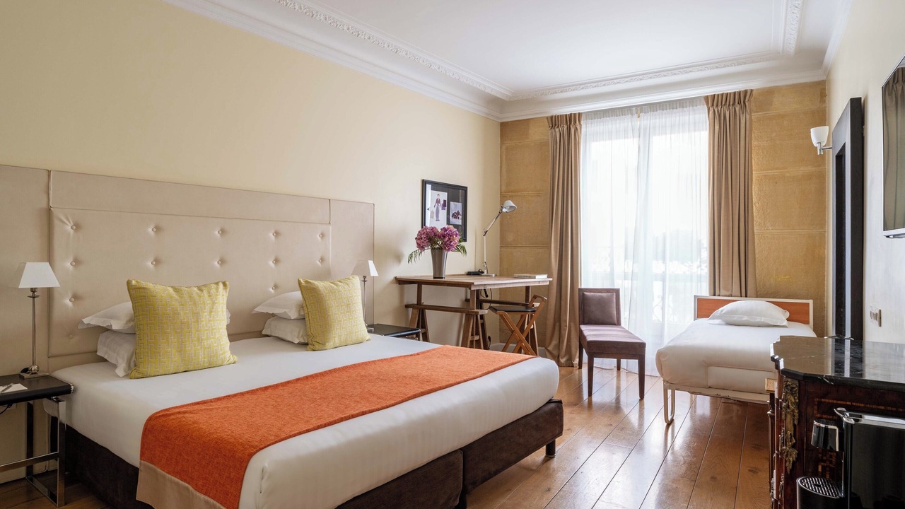 Photo of Bedroom in 8th Arrondissement
