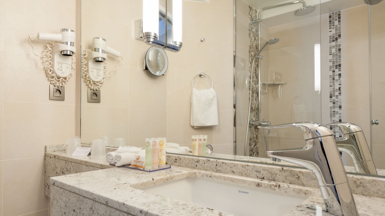 Photo of Bathroom in Madeleine