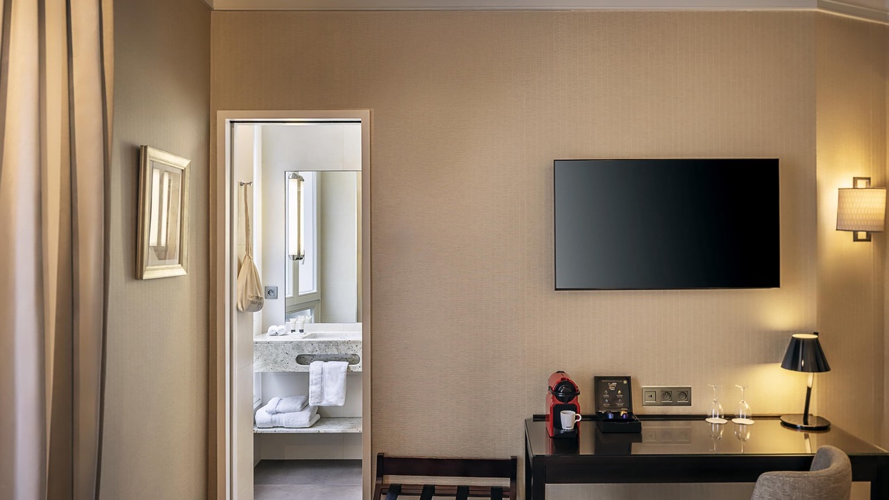 Photo of Bedroom in Madeleine
