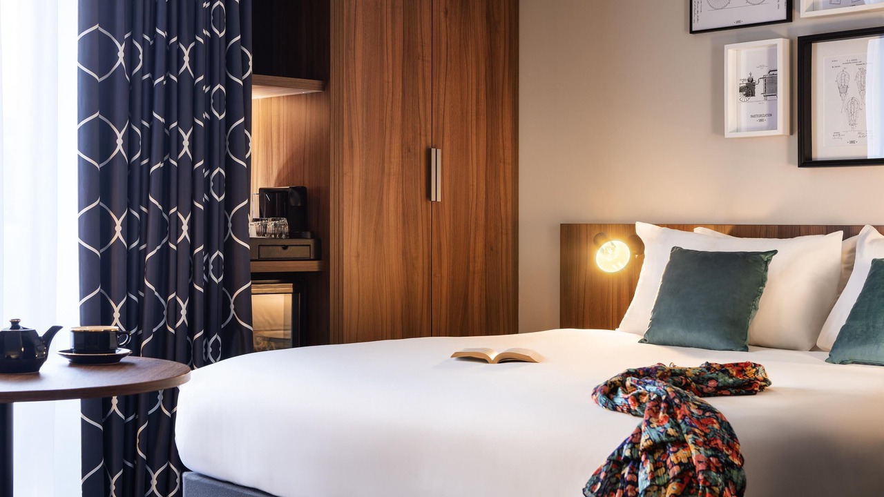 Photo of Bedroom in Saint-Lambert