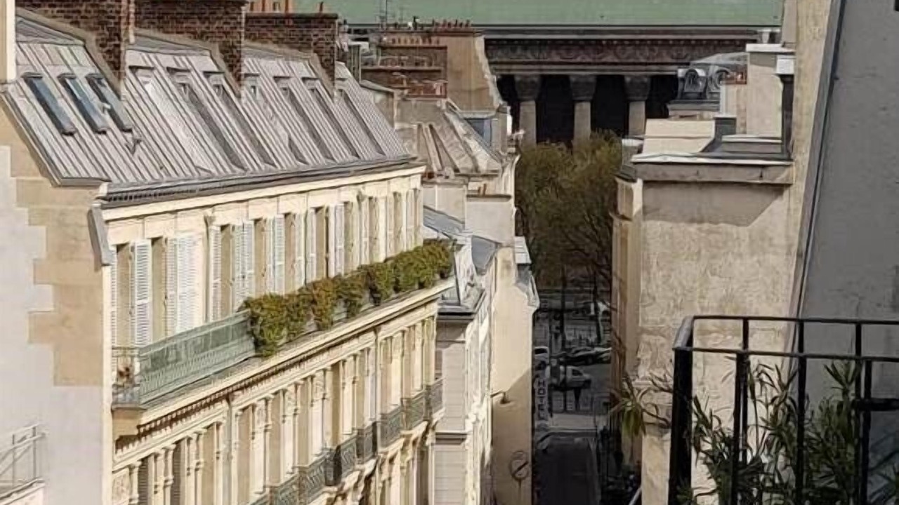 Photo of Others in Madeleine