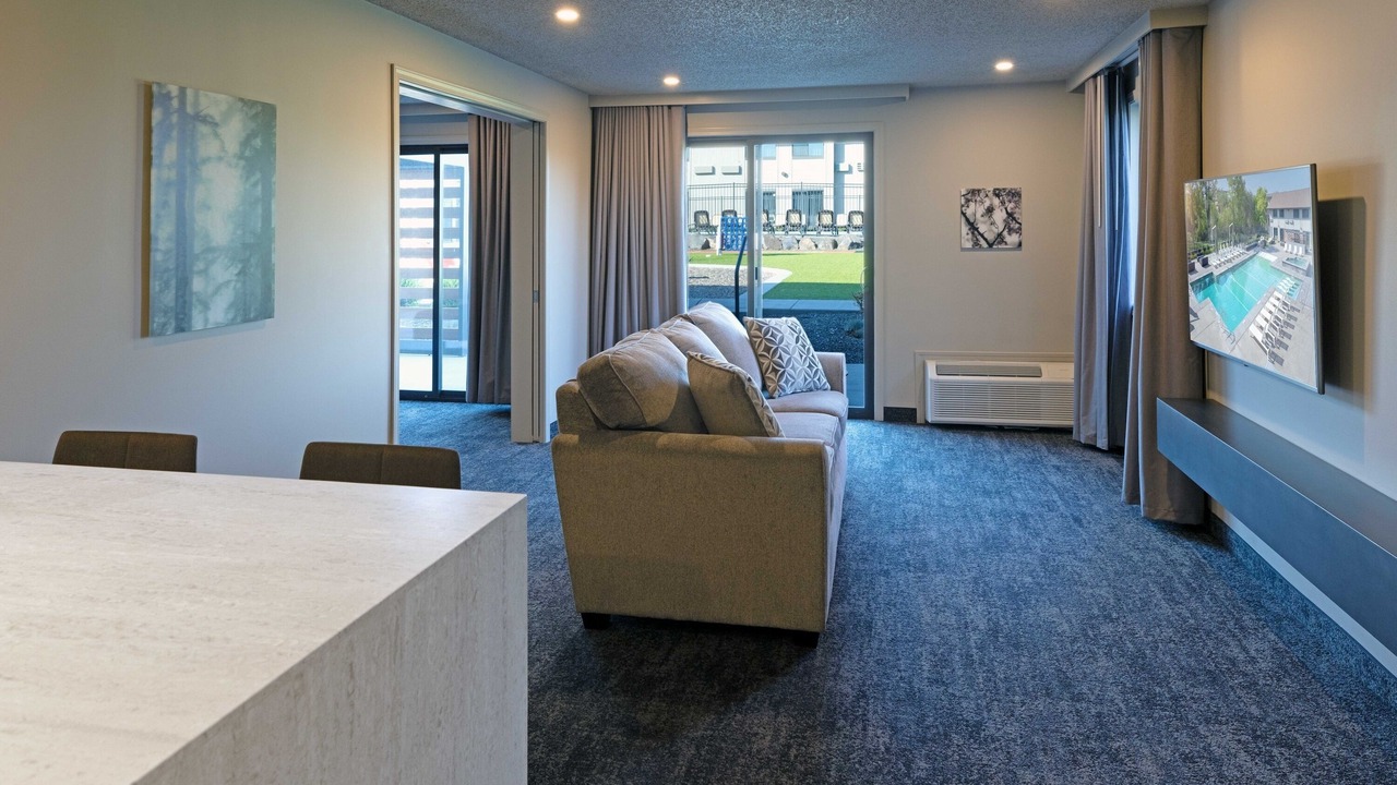 Photo of Others in Logan