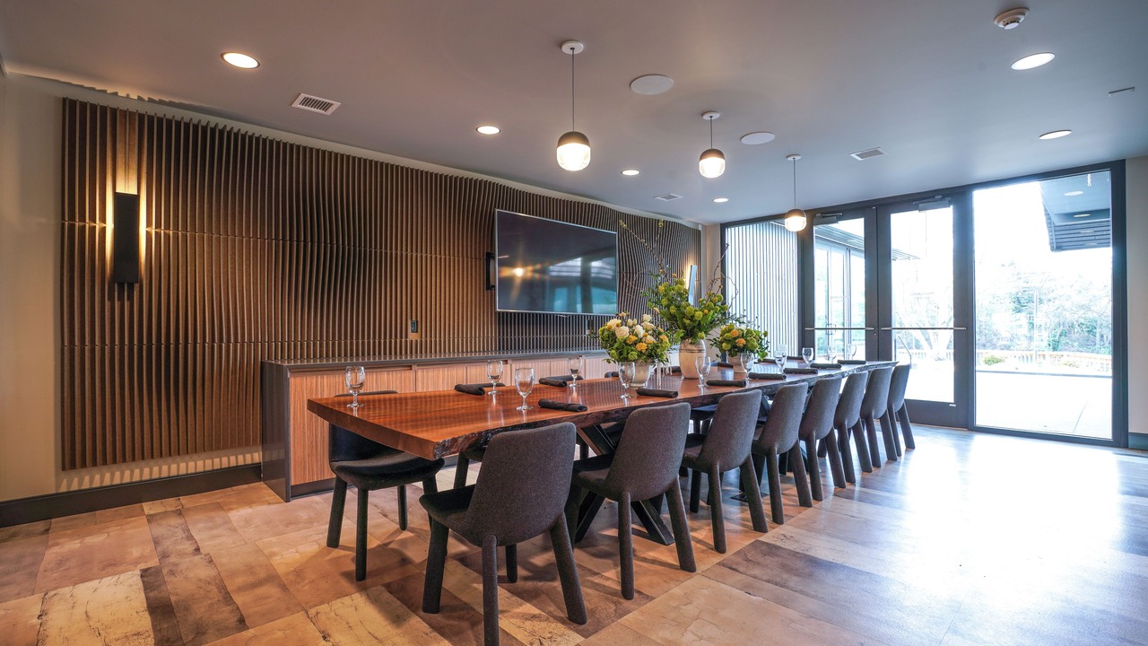 Photo of Others in Logan