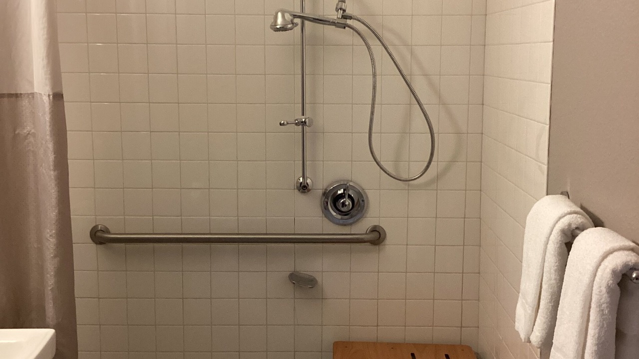 Photo of Bathroom in Holly