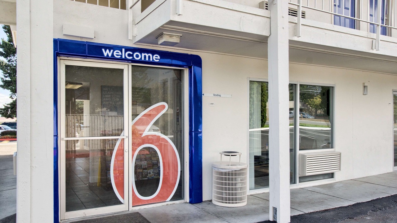 Photo of Outdoor in Holly